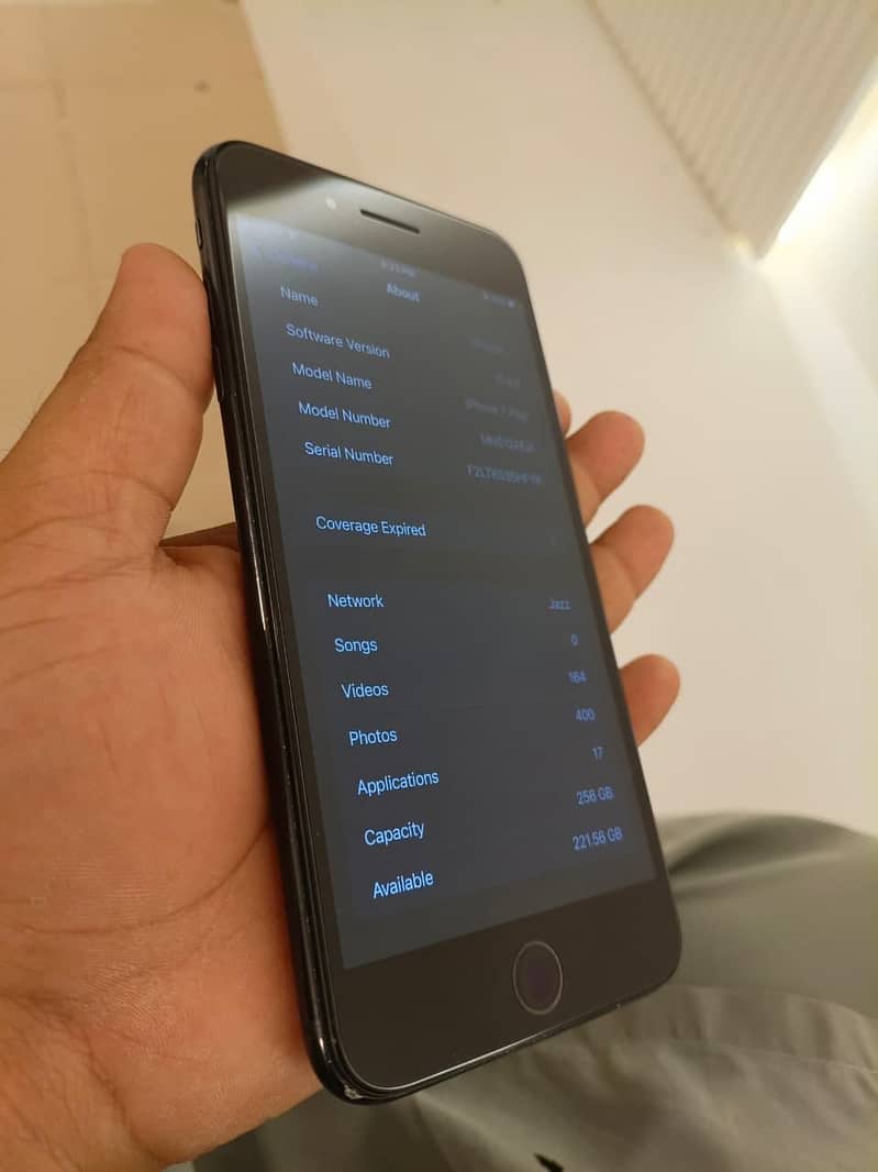 Apple iPhone 7 Plus 4