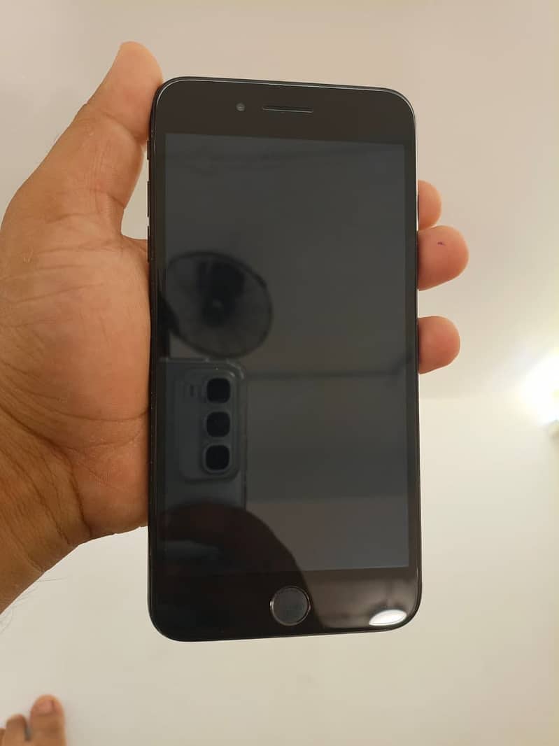 Apple iPhone 7 Plus 7