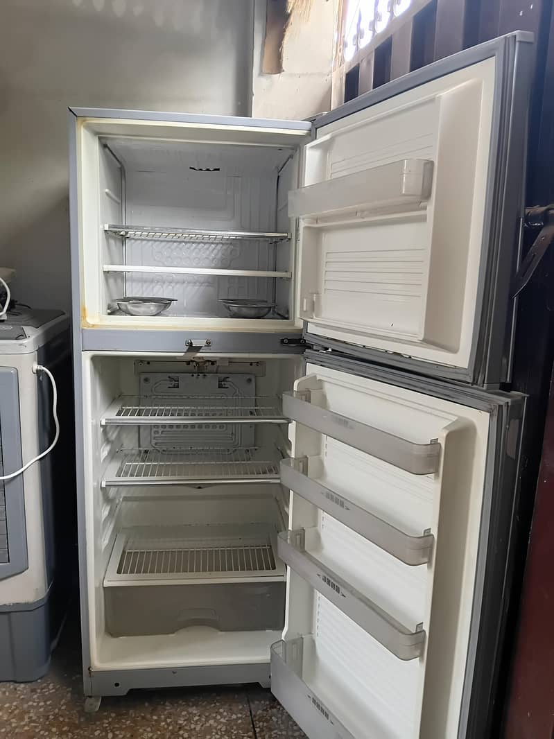 Refrigerator 1