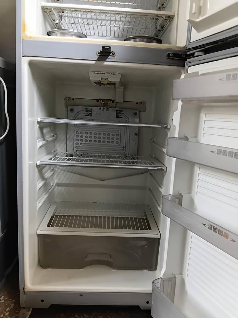 Refrigerator 3