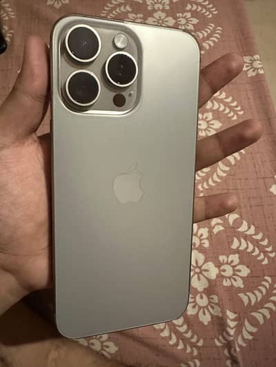 iPhone 15 Pro Max jv