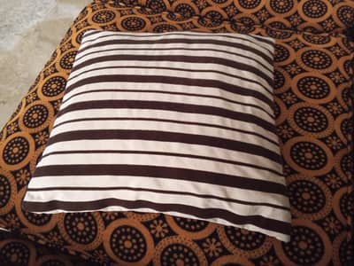 7 cushion for sale