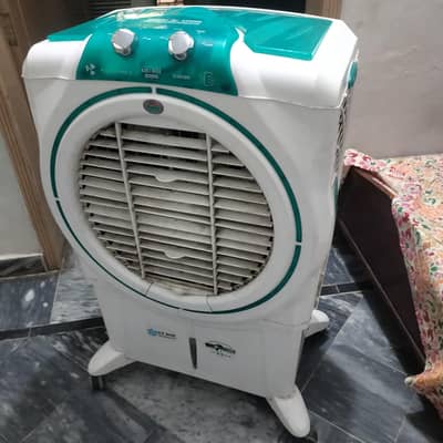 Boss room cooler inverter technology ECM 8000