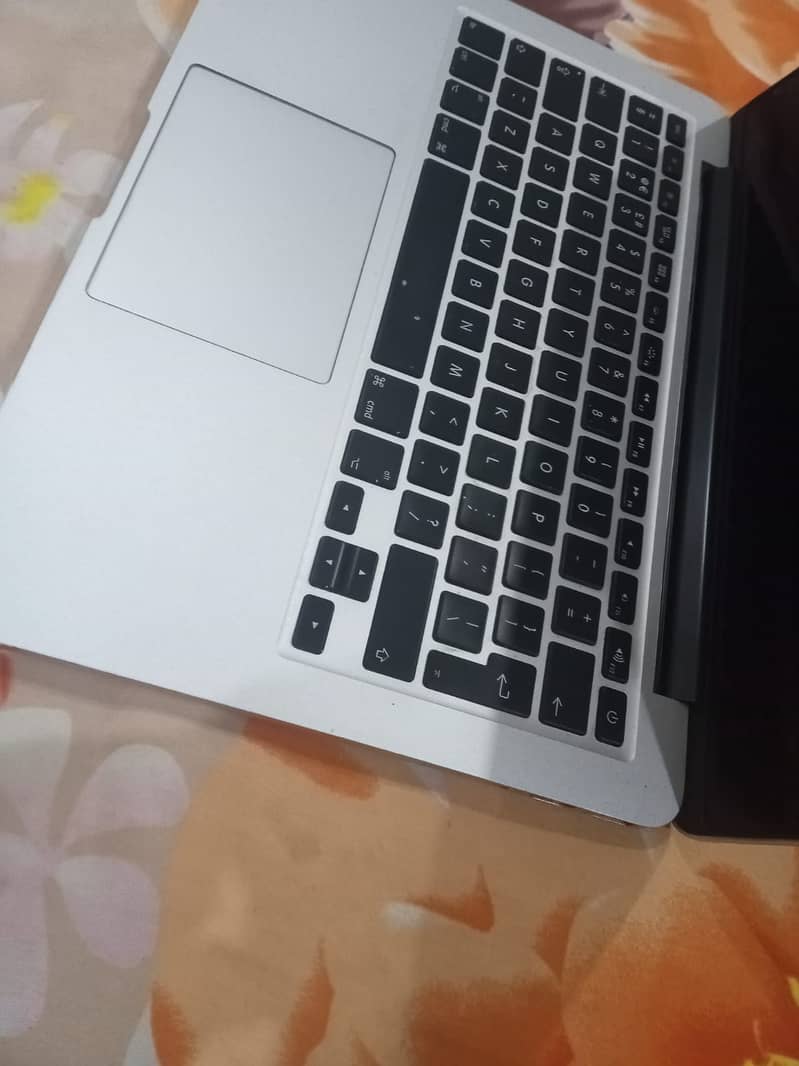 Macbook Pro A1502 3