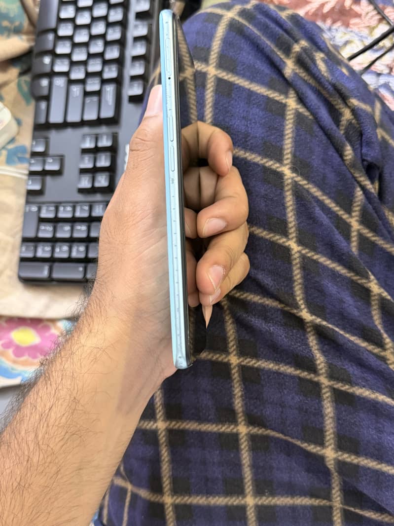 OPPO A76 9