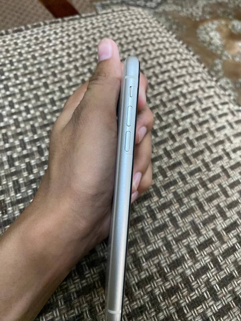 Iphone 11 3