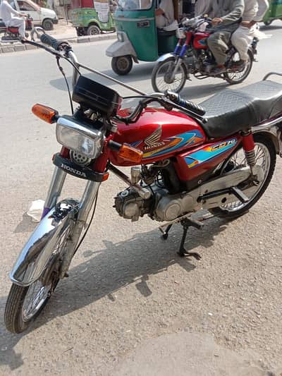 (((United 2014 modle bike fresh condition with all documents)))