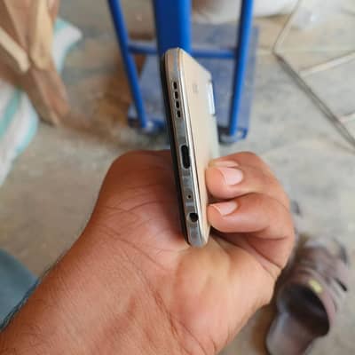 Vivo Y33T