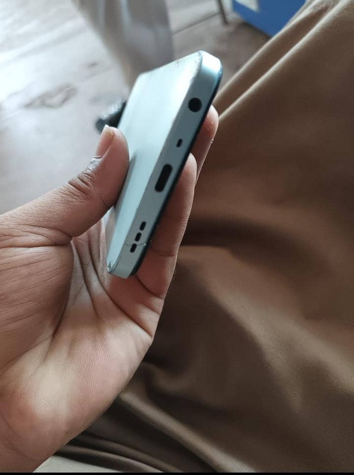 OPPO A57 4