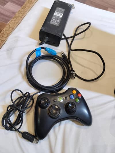Xbox 360 250gb good condition