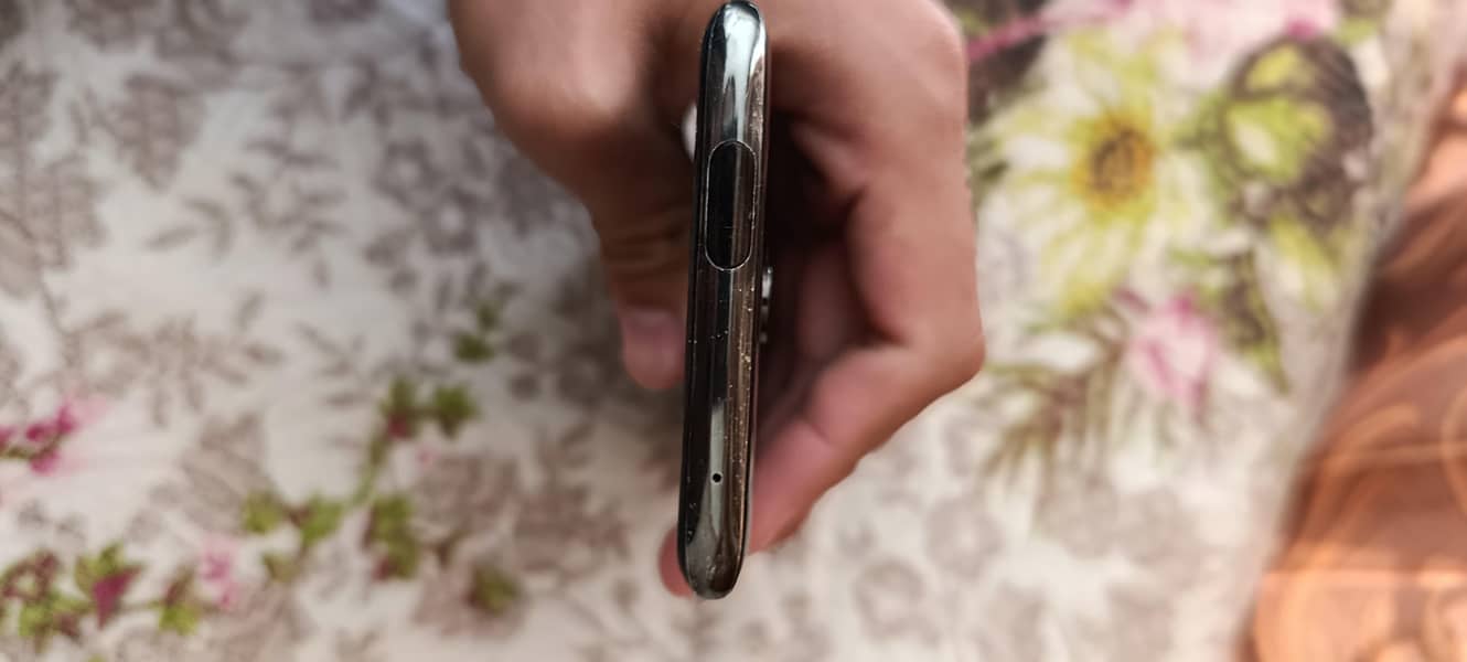 One Plus 7T Pro 4