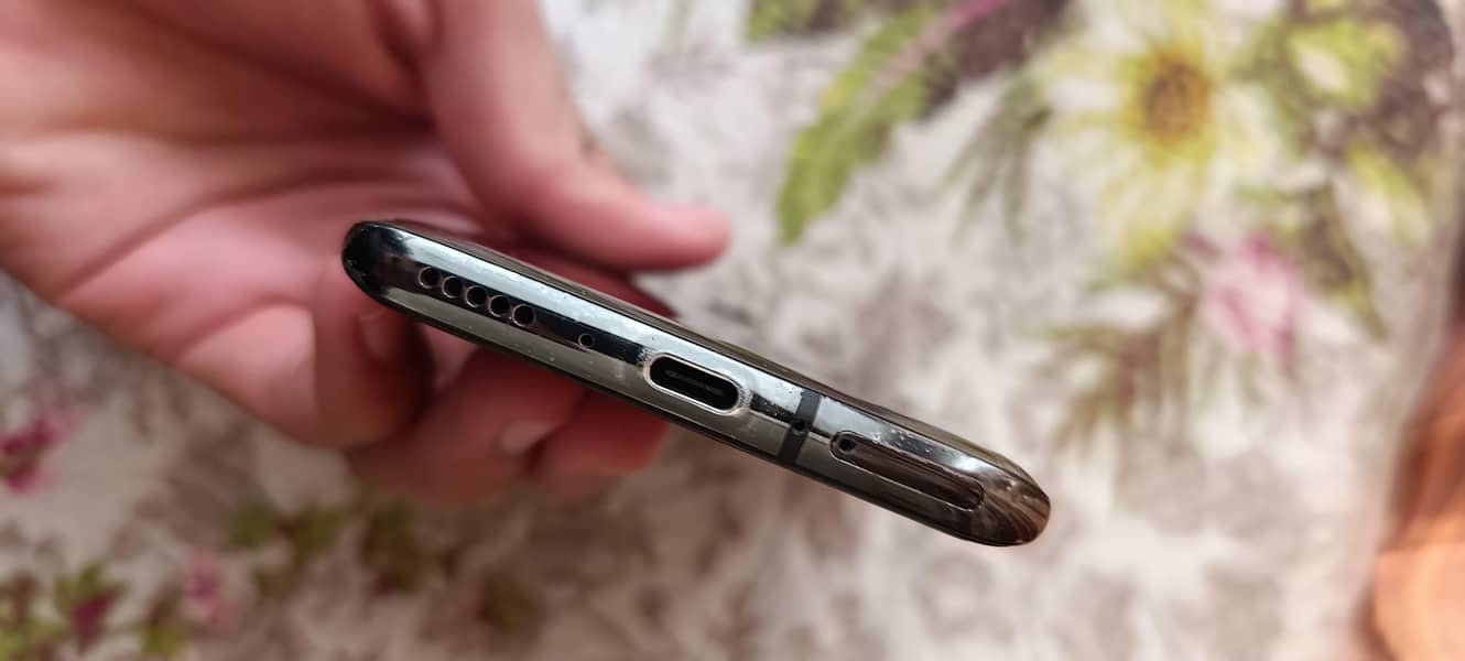 One Plus 7T Pro 5
