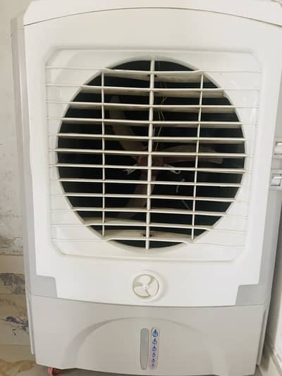 Room coller sale urgent 03186176864