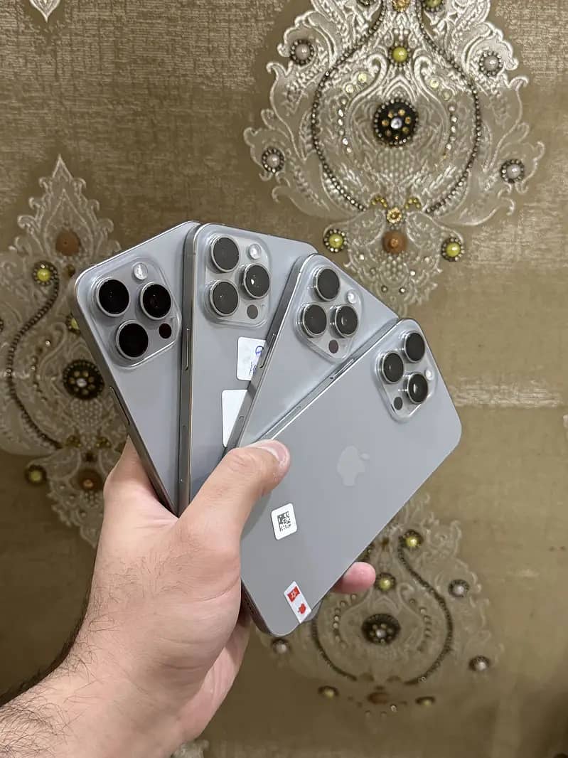 iPhone 13 JV 128GB Non PTA | iPhone 15 Pro Max JV 256GB LLA | 7