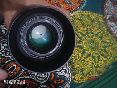 Nikon AF-S NIKKOR 85mm f/1.8G Lens - Excellent Condition