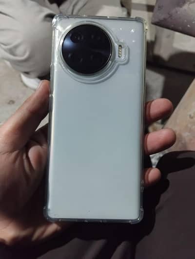 Tecno Spark 20 pro plus 8+8/256