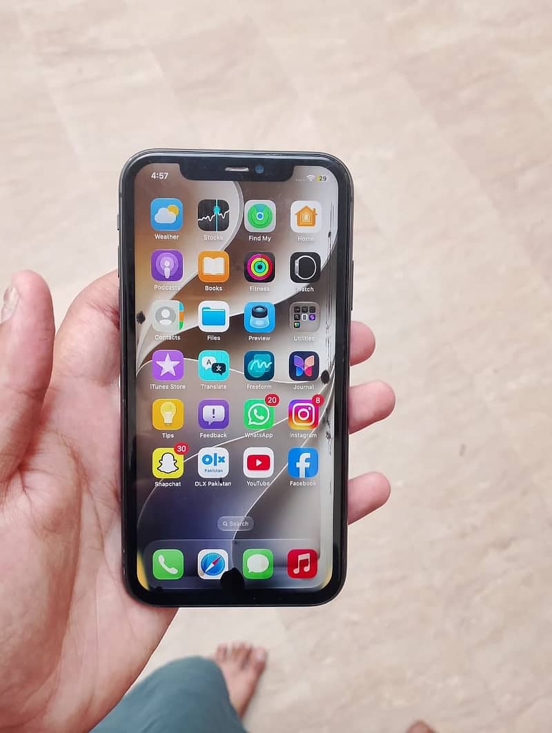 Apple iPhone 11 5