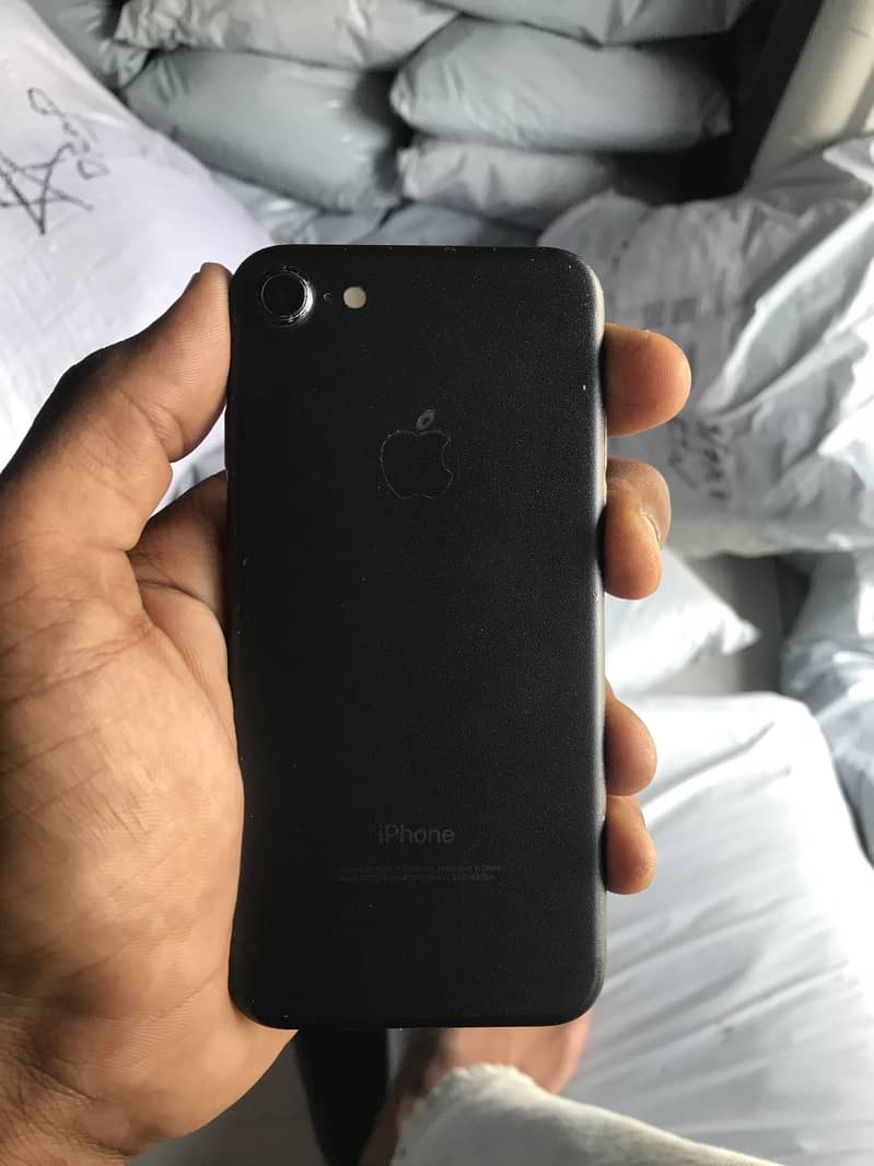 iPhone 7 0