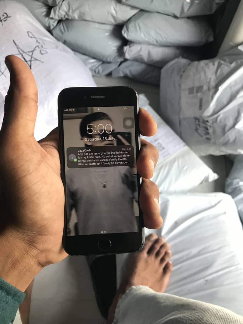 iPhone 7 4