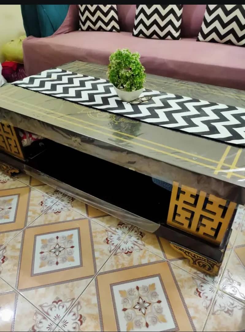 center Table 1