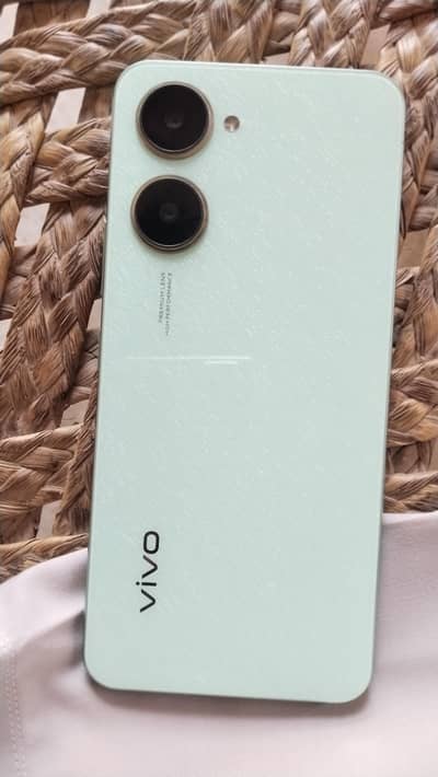 Vivo Y03