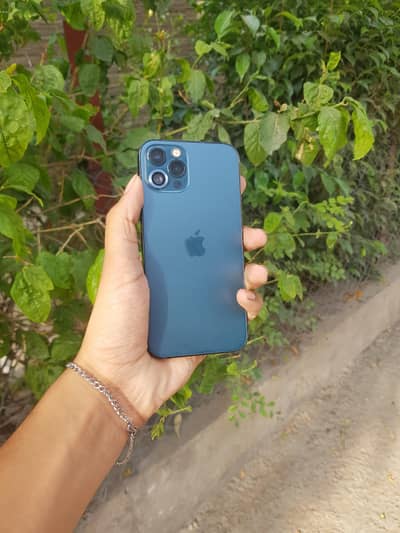 Apple iPhone 12 Pro