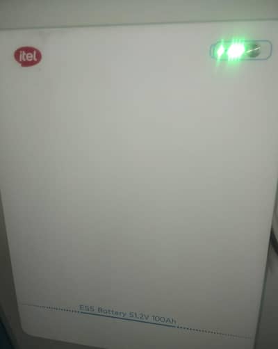 Want to sale Itel hybrid inverter, Lithium battery and lounge plates