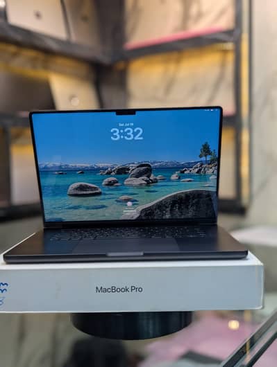 MACBOOK PRO M3 MAX CHIP 16 INCH XDR RETINA DISPLAY