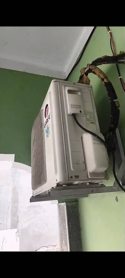 gree 1.5 ton non inverter ac
