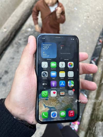 Apple iPhone 11