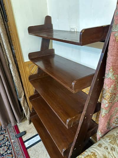 5-Tier Wooden Bookshelf / Display Rack – Solid & Sturdy