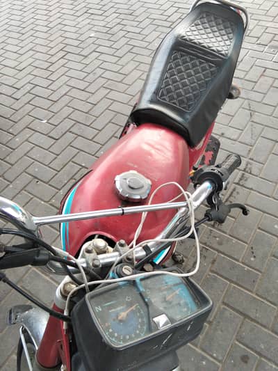 i am selling honda 125 just smart card missing file complet file biomr