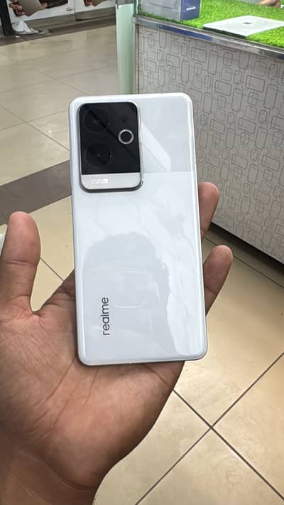 Realme GT 6 official pta approved 10/10 battery hlt 98