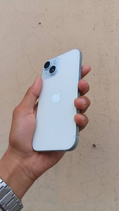 Apple iPhone 15