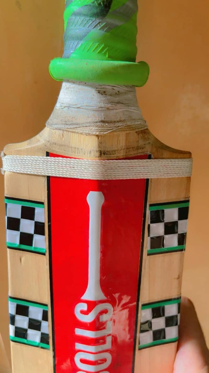cricket bat 7