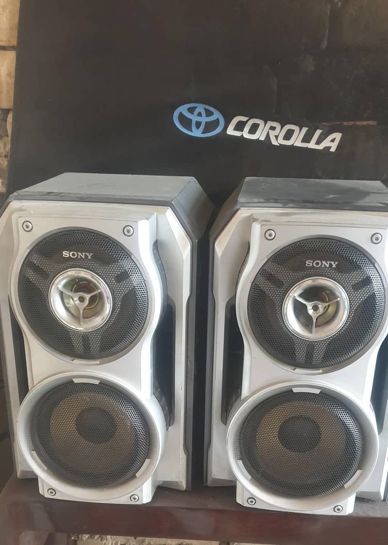 loudspeaker 1
