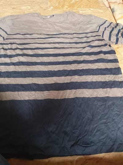 londa market 2nd hand t shirt