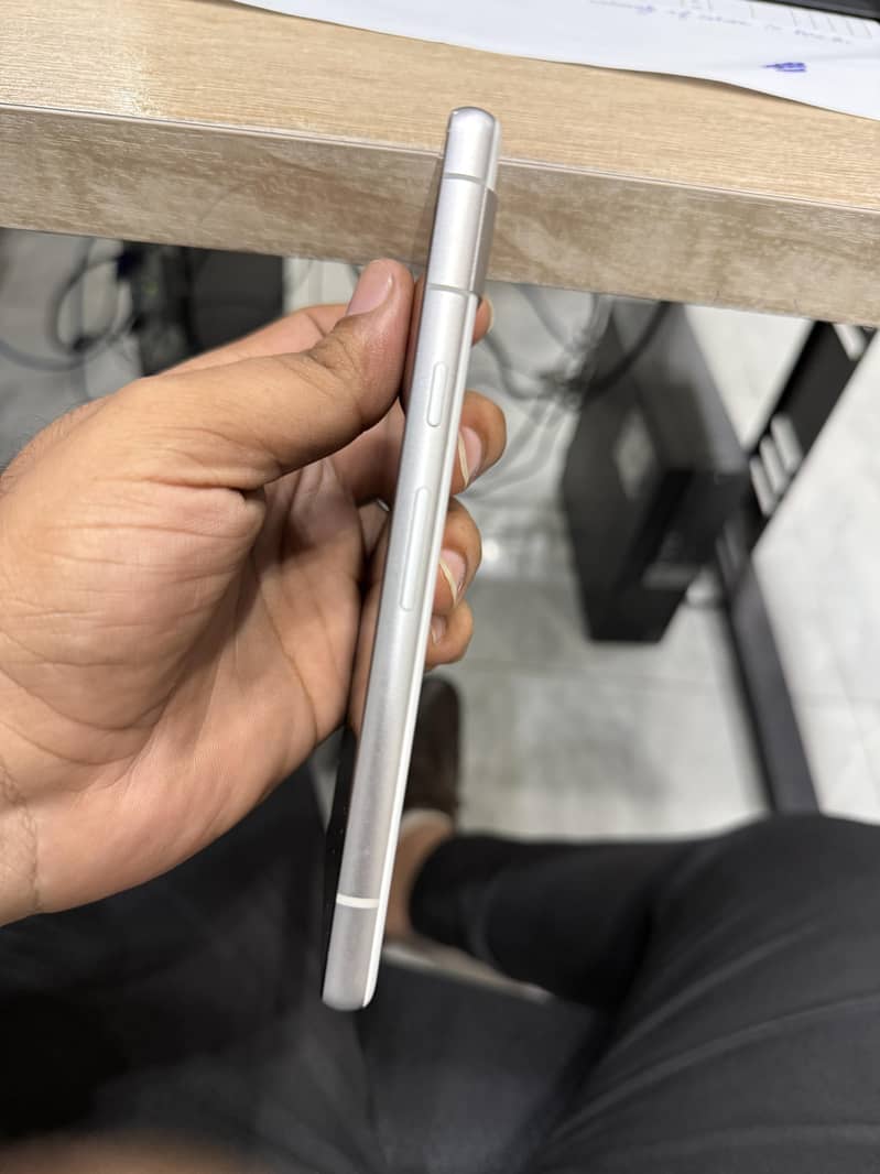 Google pixel 7a 2