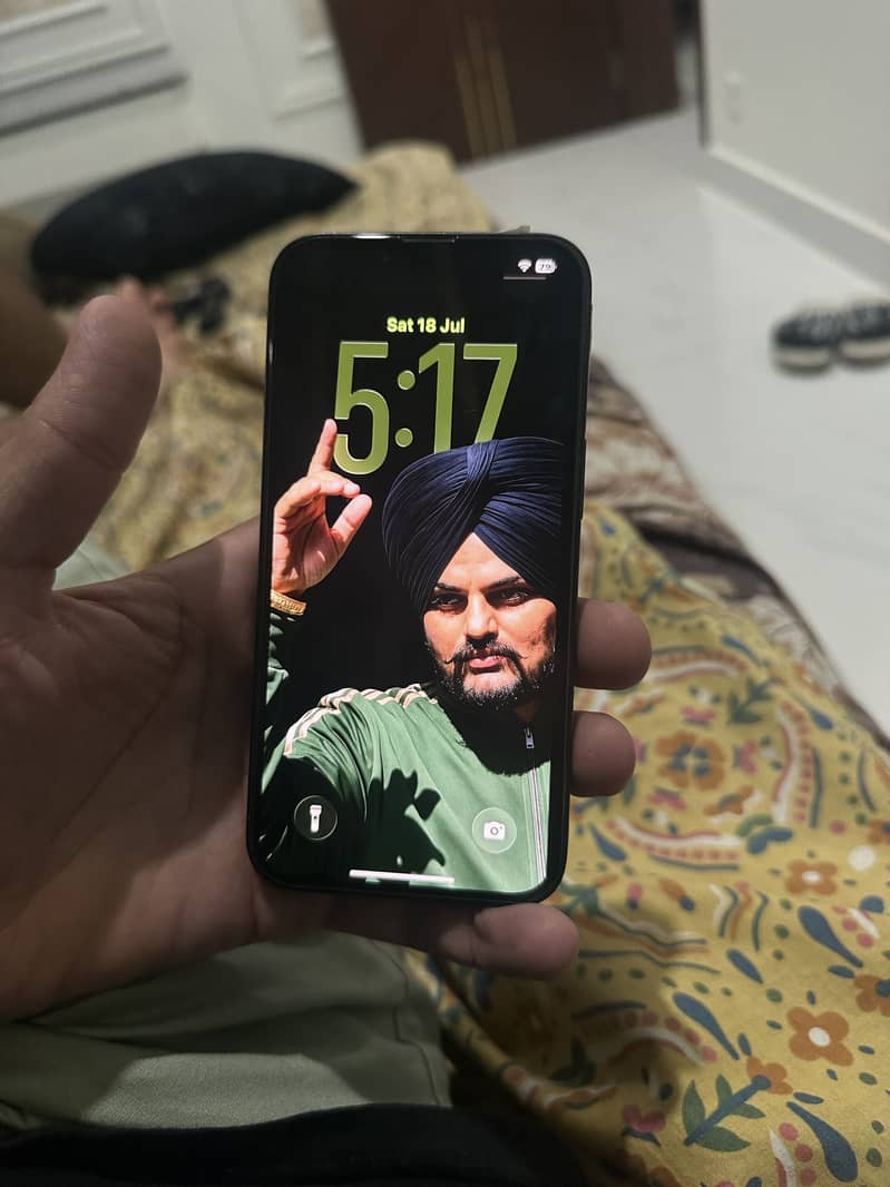 Apple iPhone 14 5
