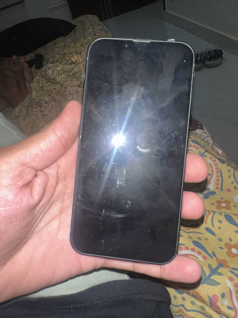 Apple iPhone 14 7
