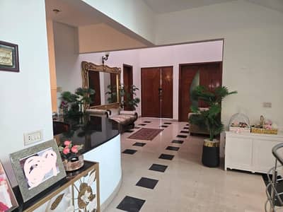 DHA 500 square yard Bungalow for rent