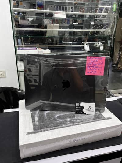 MacBook M3 pro chip 16”