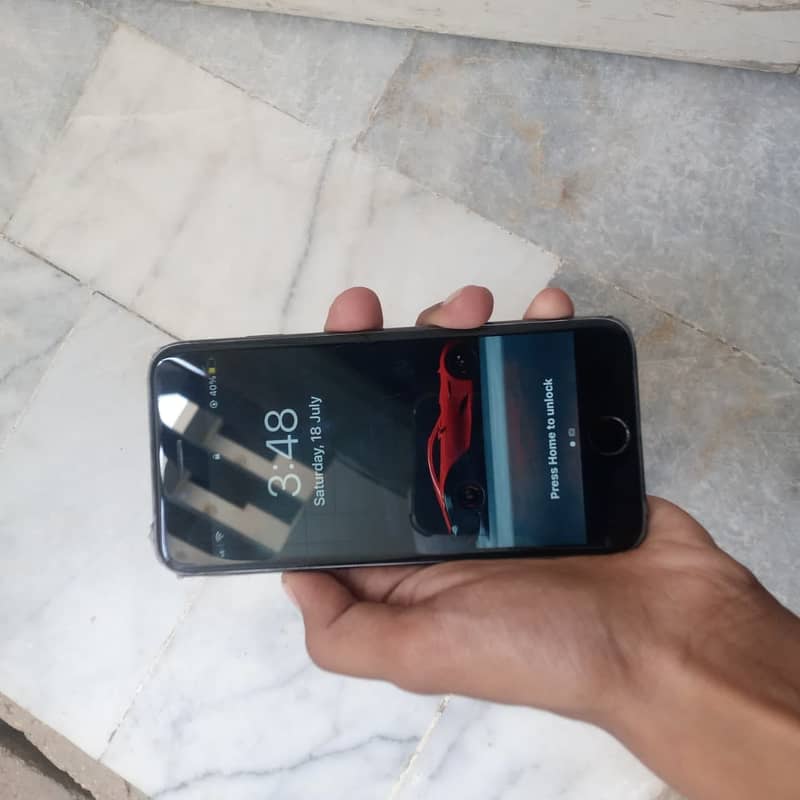 Apple iPhone 6S 1