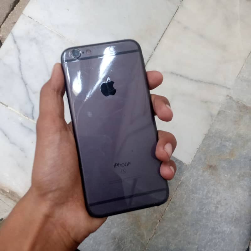 Apple iPhone 6S 4