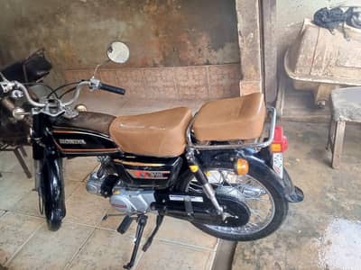 honda 70 Japanese model 1983 0.3. 7.0. 2.7. 6.3. 2.2.7