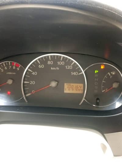 Daihatsu Mira 2012