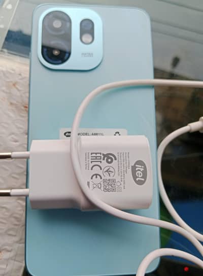 iTel a 100c