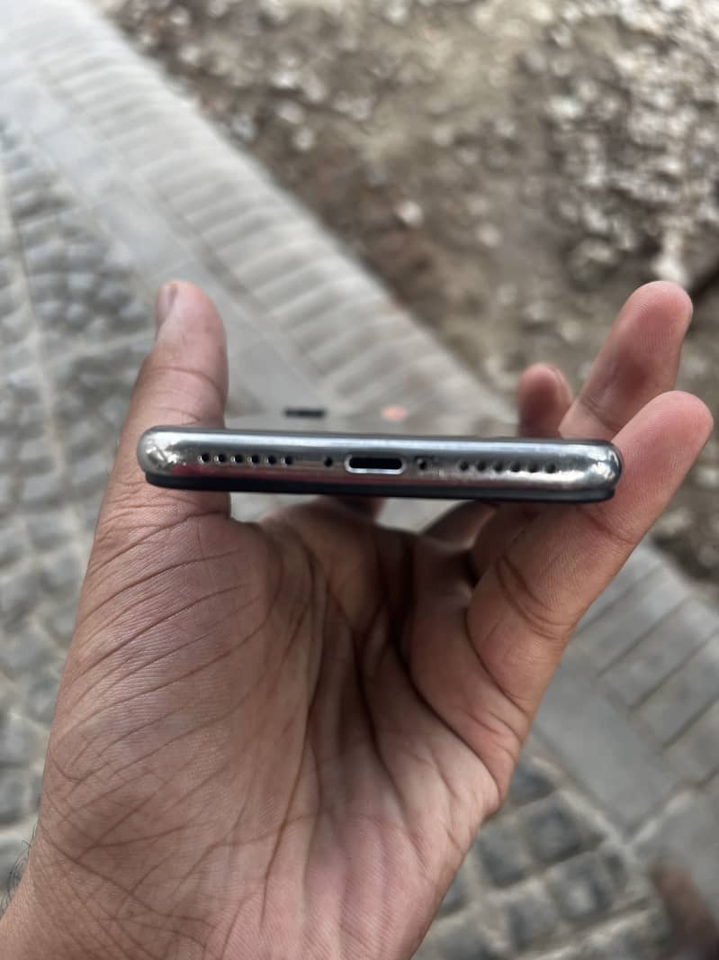 Apple iPhone X 1