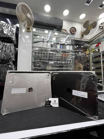 IPad M5 256GB 13”