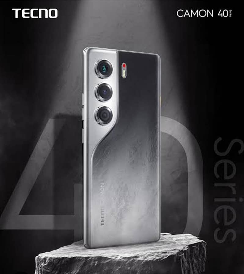 Tecno CAMON 40 0